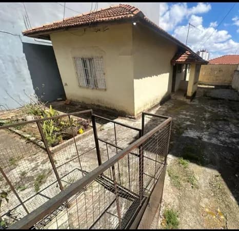 TERRENO ÓTIMO PARA CONSTRUÇÃO! POSSUI UMA LOCALIZAÇÃO, VALORIZADA!!!