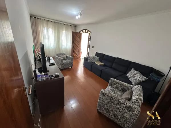SOBRADO COM 262 M² DE ÁREA CONSTRUÍDA/ SILVEIRA!!!