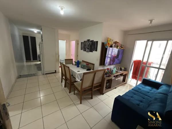 APARTAMENTO EM CONDOMÍNIO .