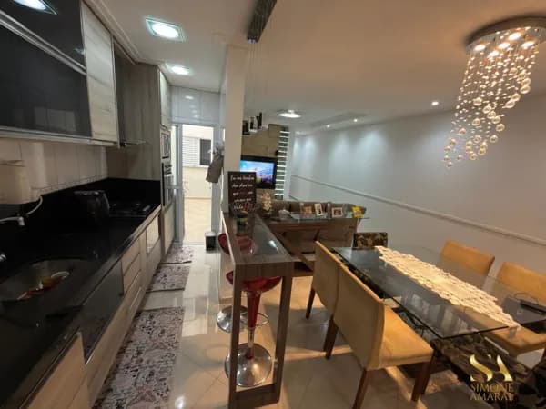 APARTAMENTO SEM CONDOMÍNIO PRÓXIMO AO CLUBE ARAMAÇAN!!!