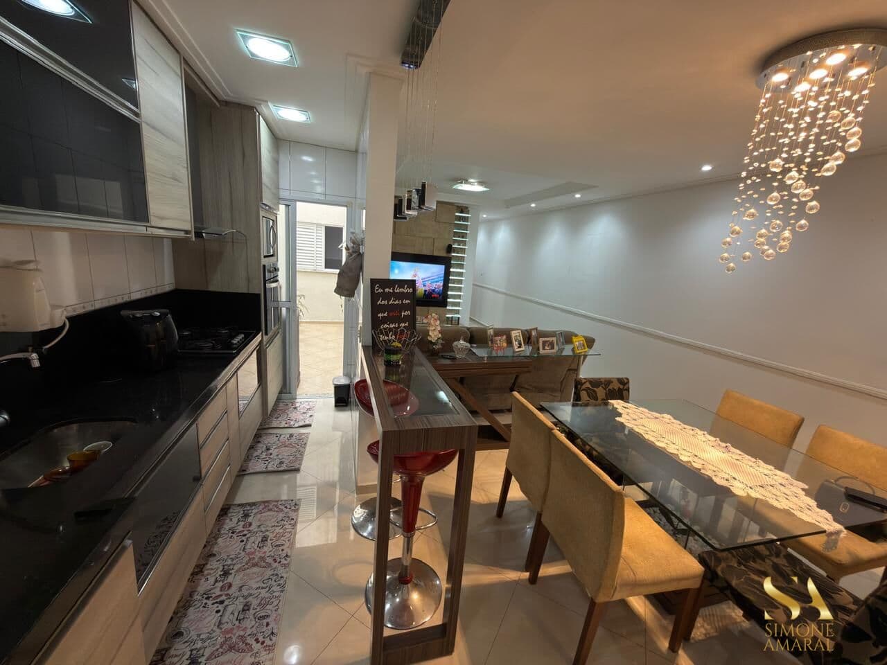 APARTAMENTO SEM CONDOMÍNIO PRÓXIMO AO CLUBE ARAMAÇAN!!!