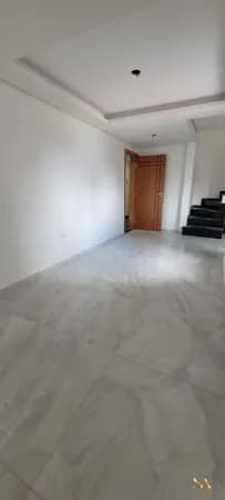 Apartamento Cobertura (Nova) com Elevador 124M² !