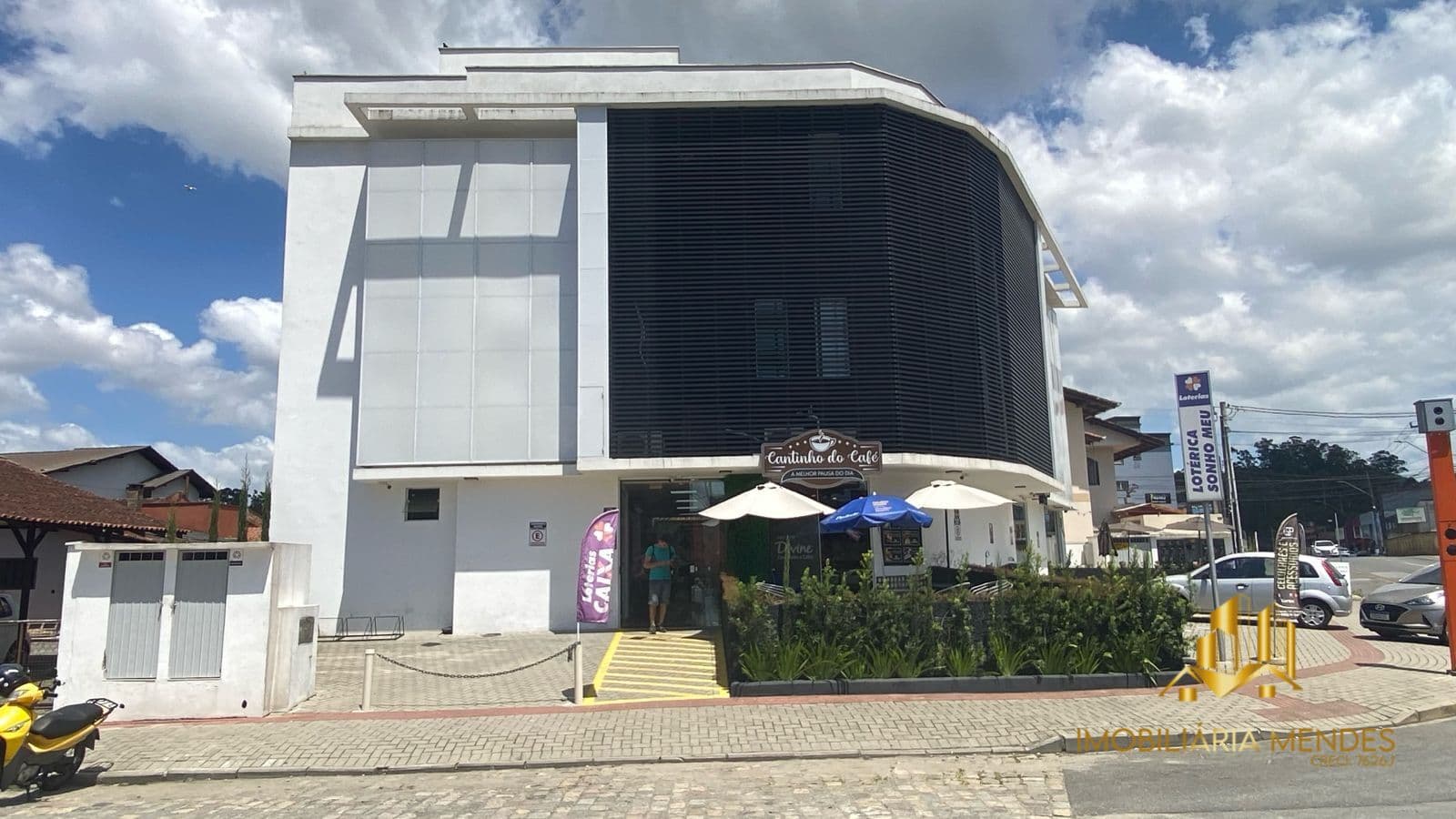 Prédio Comercial em Comasa, Joinville/SC
