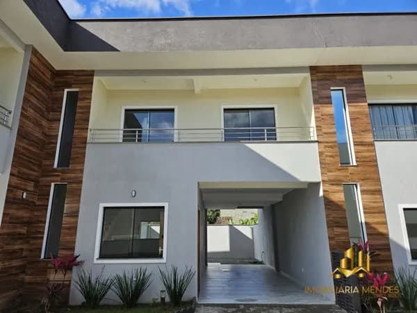 Casa em Joinville - Bom Retiro