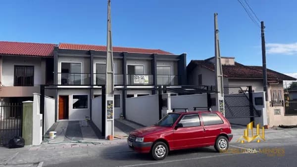 Casa em Joinville - Espinheiros
