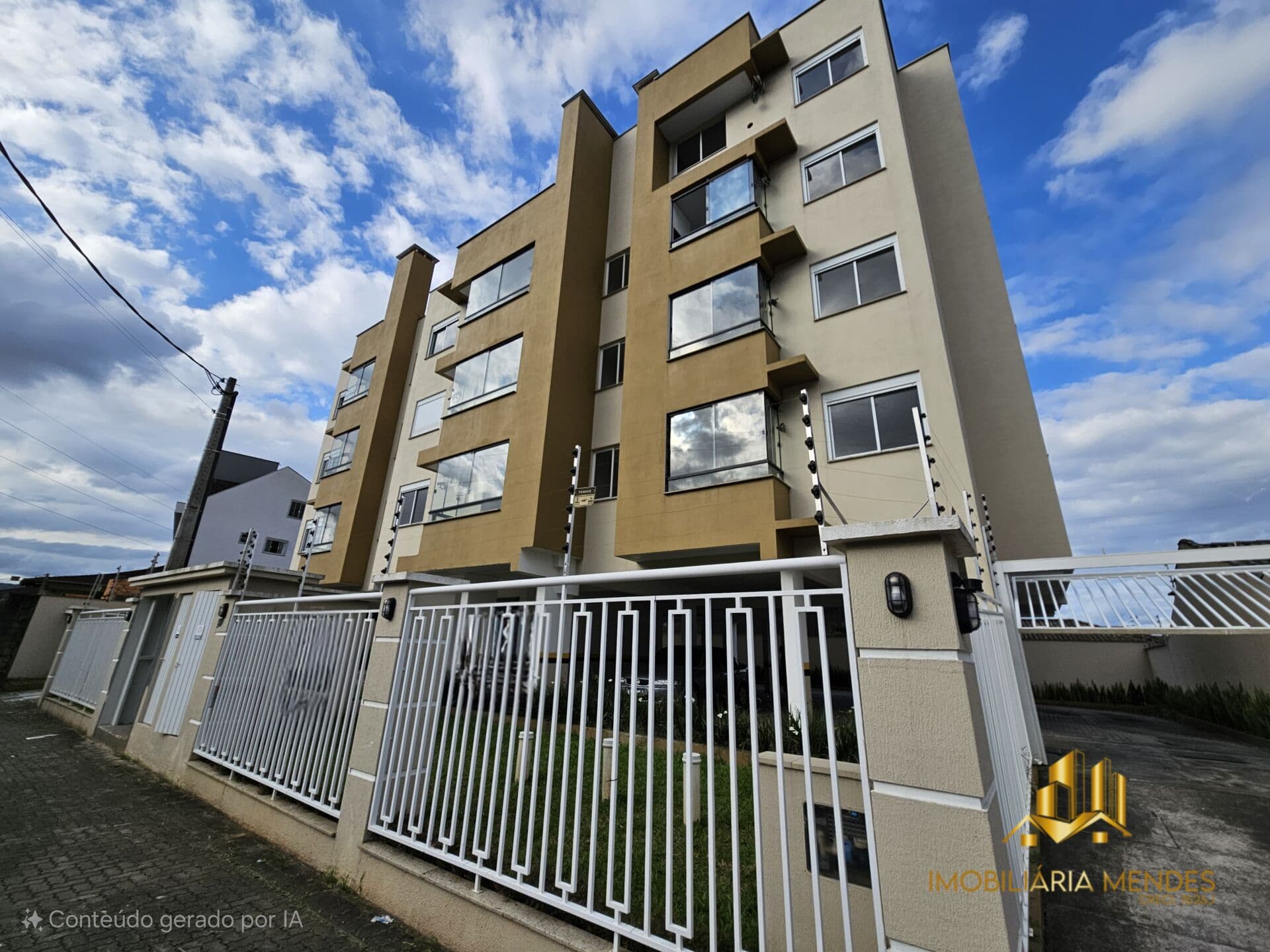 RESIDENCIAL CINQUE TERRE