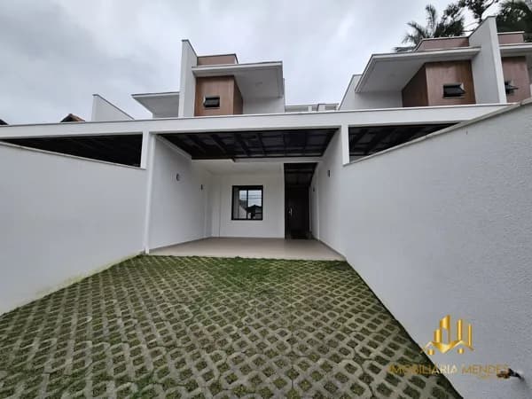 Casa Geminada em Atiradores, Joinville/SC