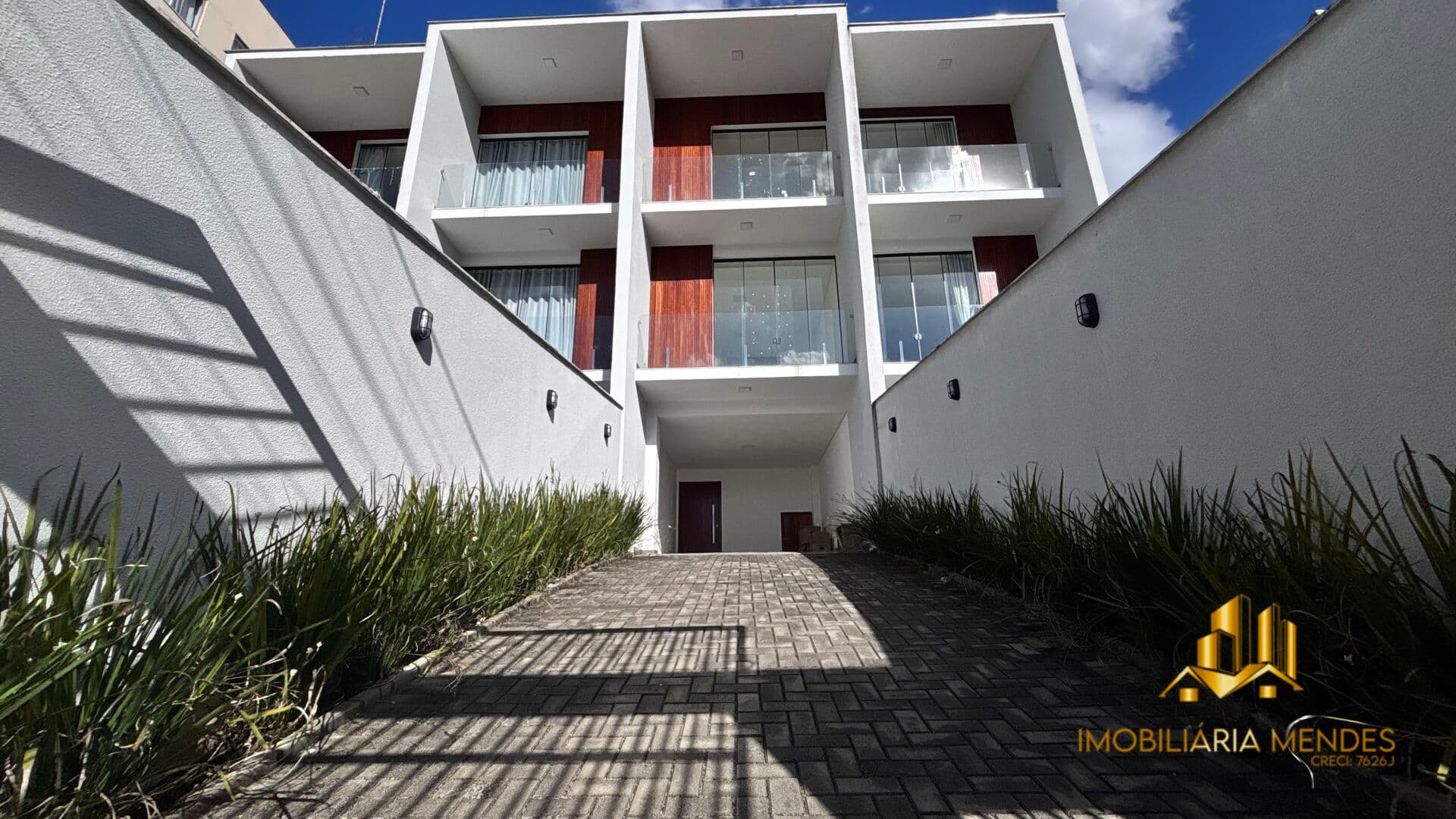 Sobrado em Joinville - Bom Retiro