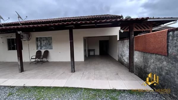 Casa em Joinville - Espinheiros