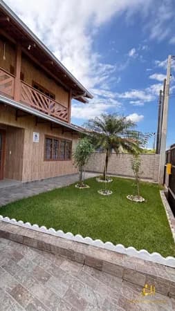 Sobrado em Joinville - Jardim Iririú
