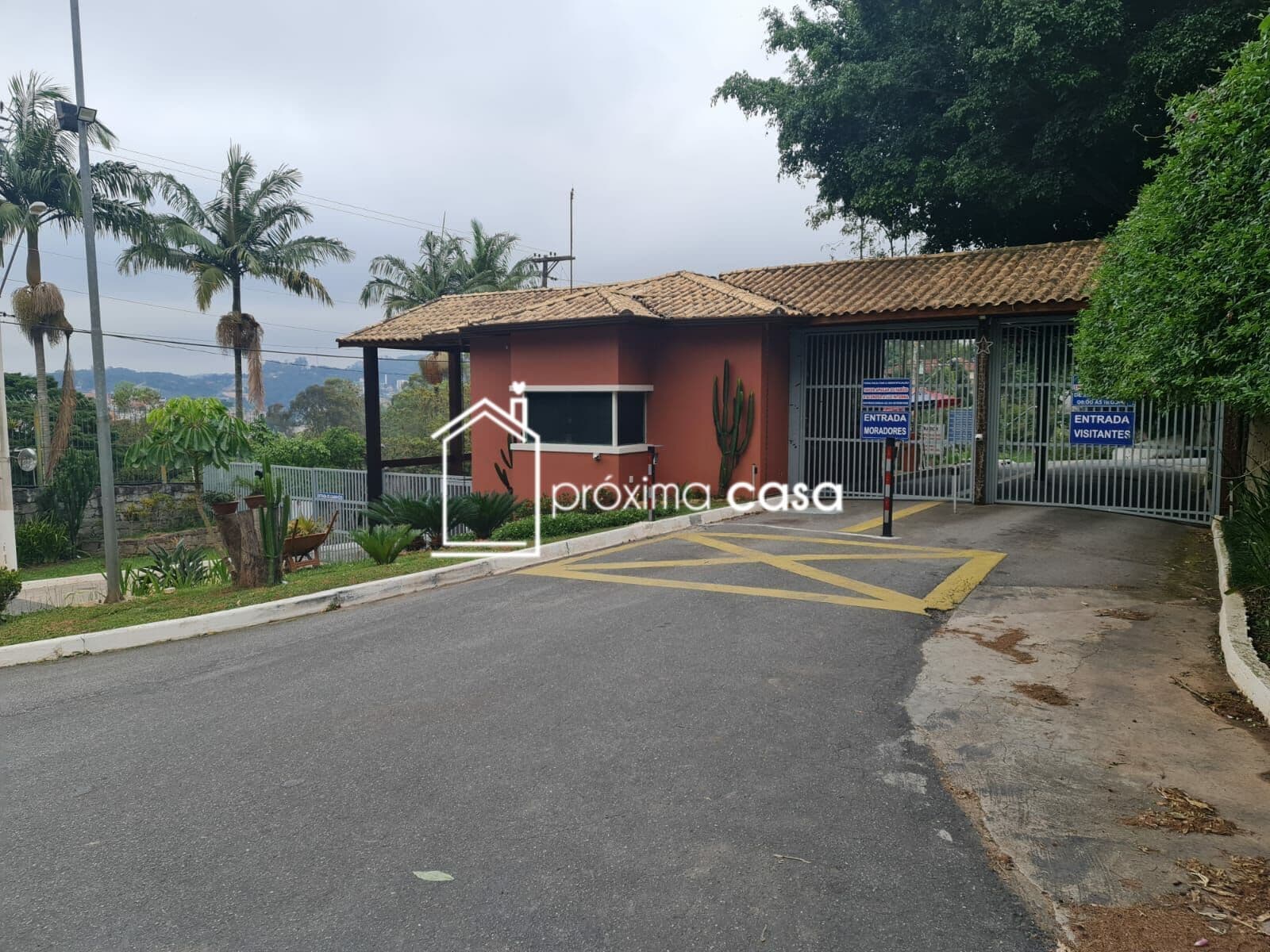 Casa em Cotia - Granja Caiapiá