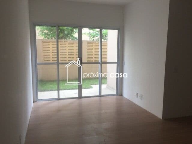 Apartamento em São Paulo - Jardim Santa Emília