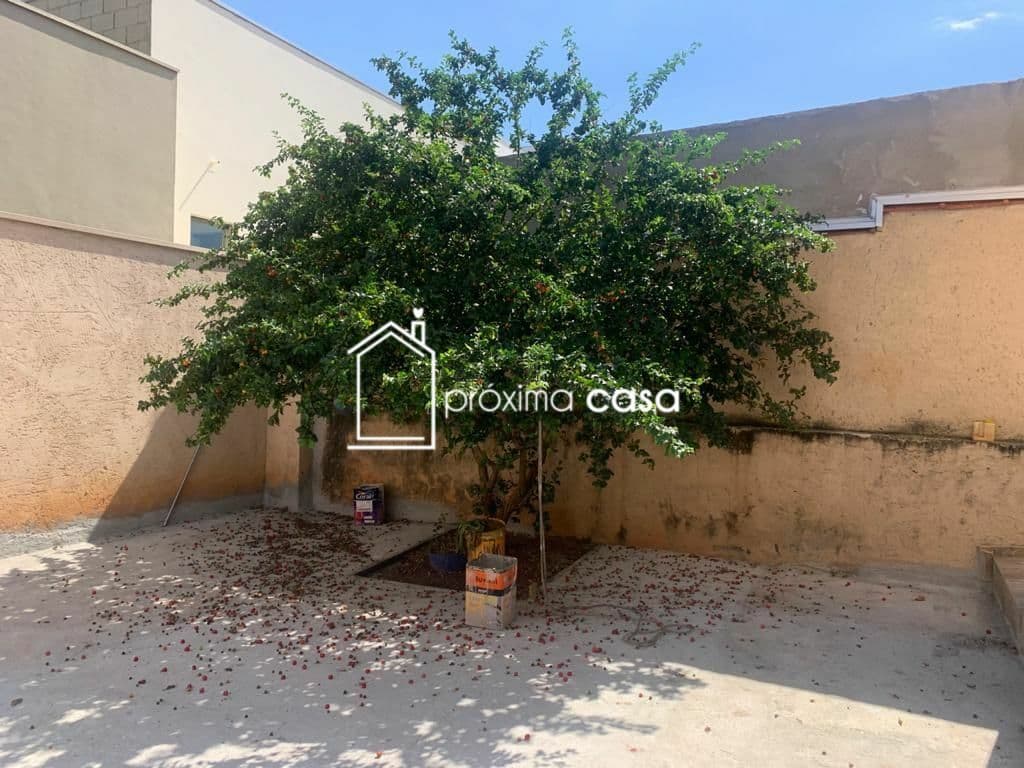 Casa Padrão à venda em Jaguariúna/SP