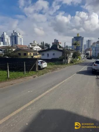 Terreno lote à venda no bairro Comerciário - Criciúma/SC