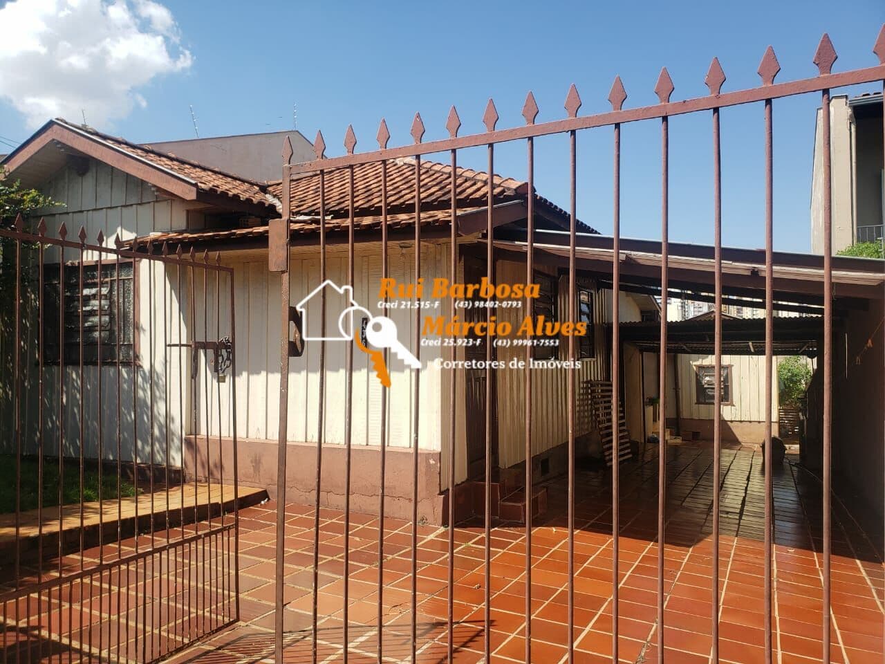 Casa de Madeira 3 dormitórios Jd Quebec Londrina Pr