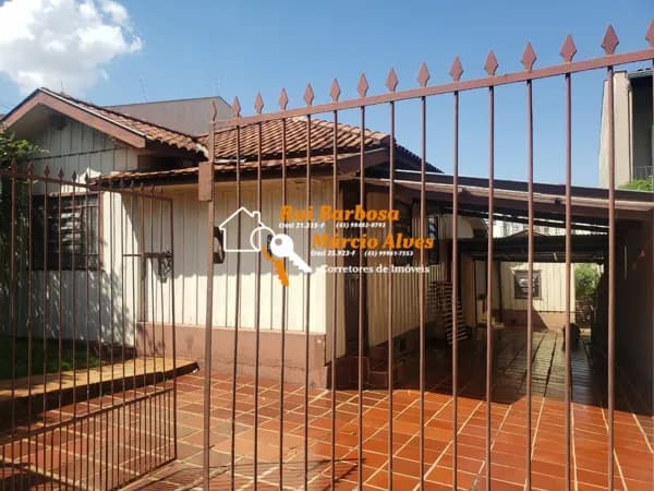Casa de Madeira 3 dormitórios Jd Quebec Londrina Pr