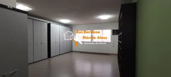 Prédio Comercial em Centro, Londrina/PR