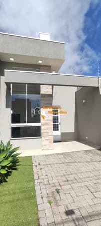 Casa Geminada à venda Próximo ao HU