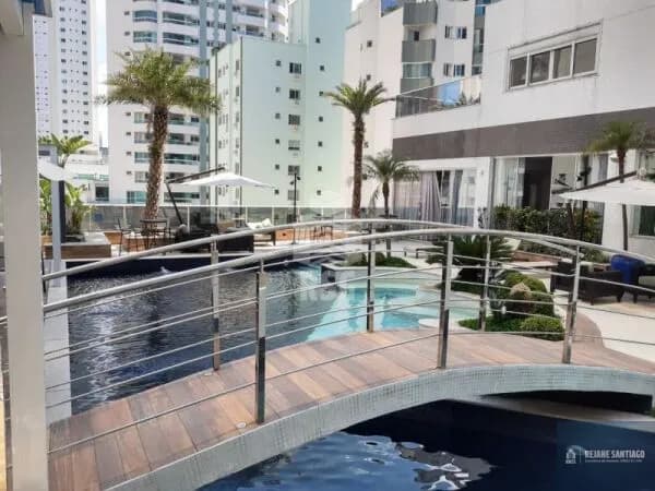 Apartamento 3 suítes e 3 vagas, em Pioneiros, Balneário Camboriú/SC