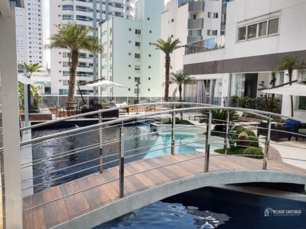 Apartamento 3 suítes e 3 vagas, em Pioneiros, Balneário Camboriú/SC