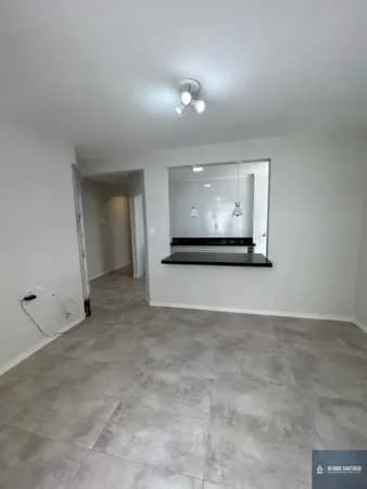 Apartamento à venda, com 2 quartos, garagem, quadra mar em Balneário Camboriú, SC