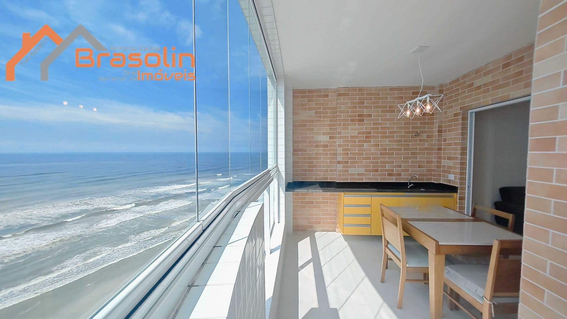 Oportunidade Apartamento 2 dorm./suíte, frente mar - Mongaguá