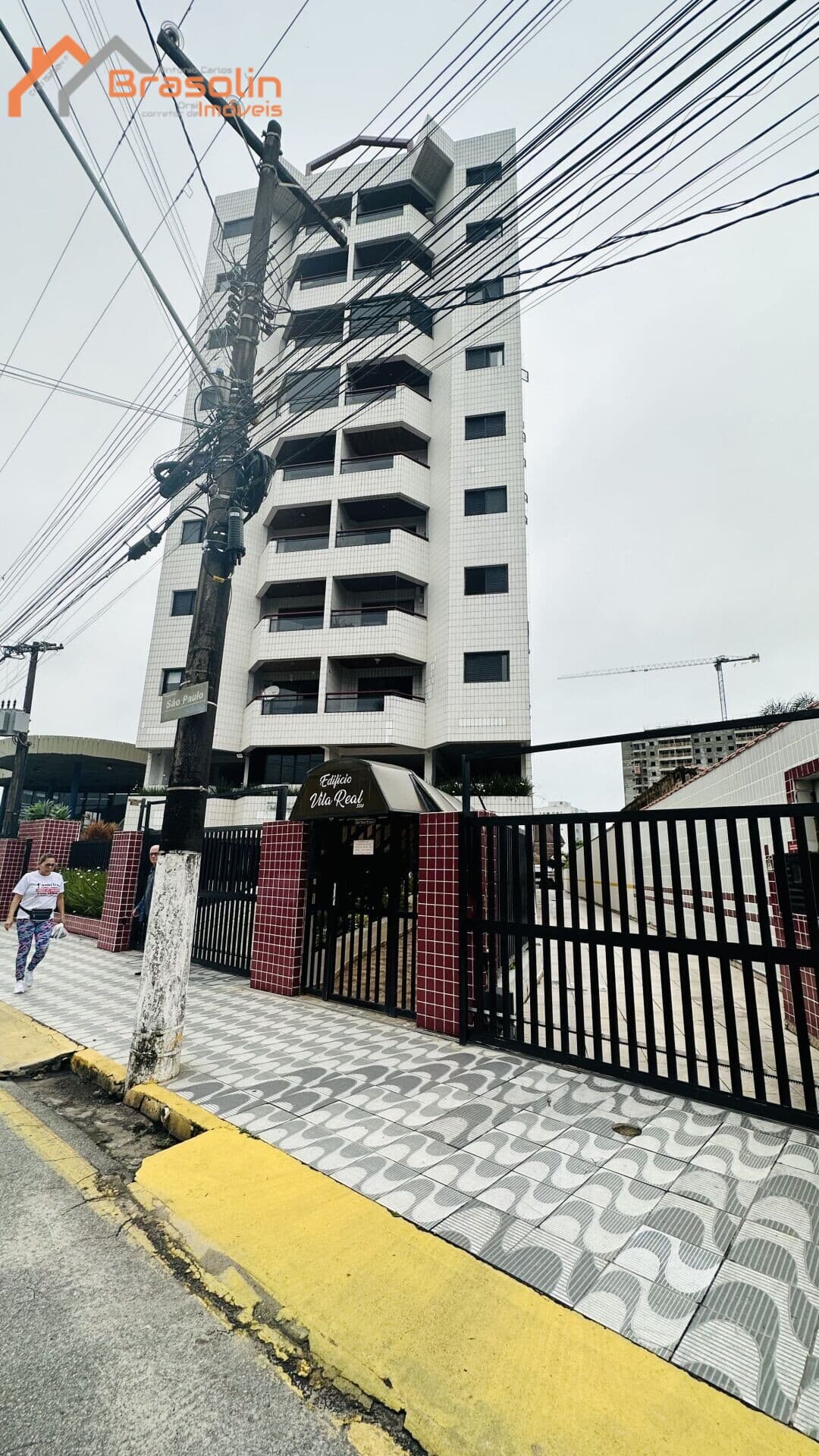 Apartamento 2 dormitórios sendo uma suíte no bairro Vera Cruz em Mongaguá