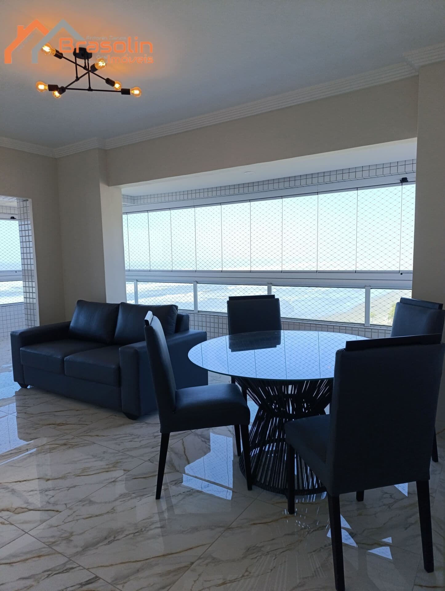 🏖️ Apartamento Mobiliado Frente ao Mar – Praia Grande/SP