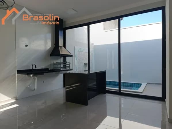 🏡 Casa Alto Padrão à Venda em Mongaguá – Jardim Praia Grande