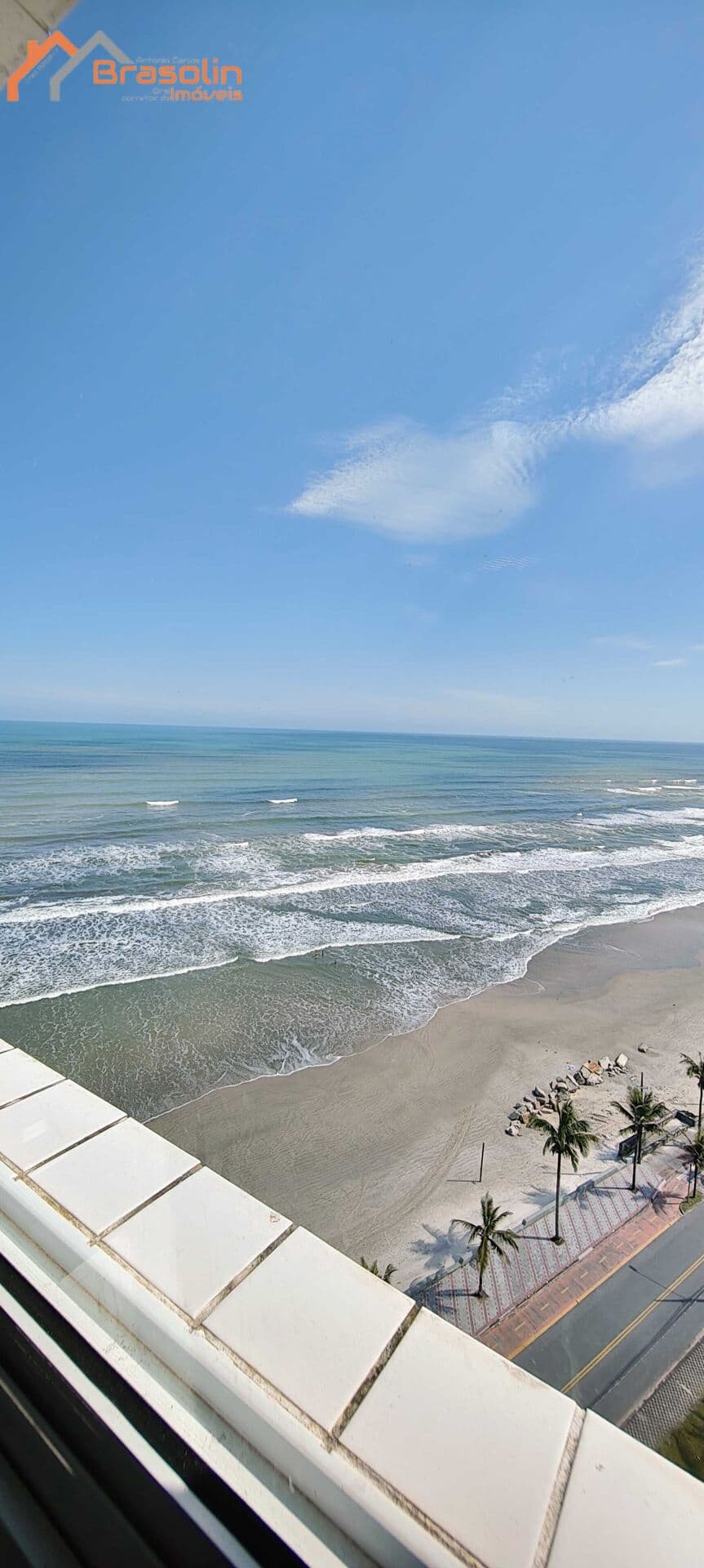 ✨ APARTAMENTO FRENTE MAR EM MONGAGUÁ ✨