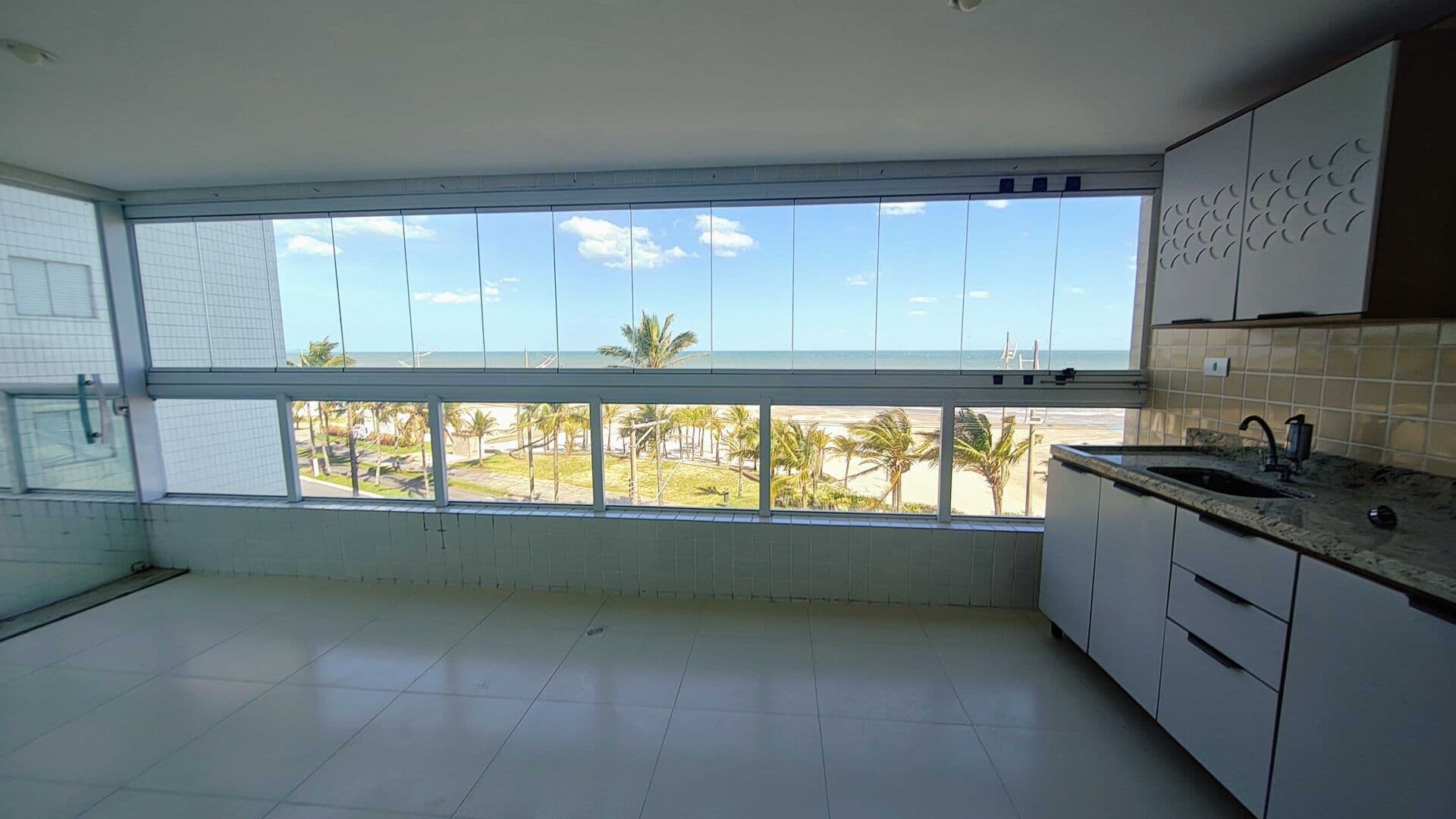 Apartamento Garden 3 dormitórios frente mar... Florida - Praia Grande