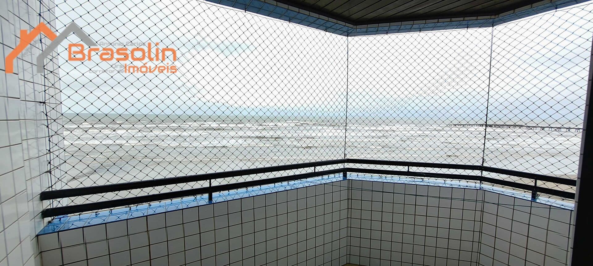 🏖️ Oportunidade imperdível em Mongaguá – Frente ao Mar! 🌅