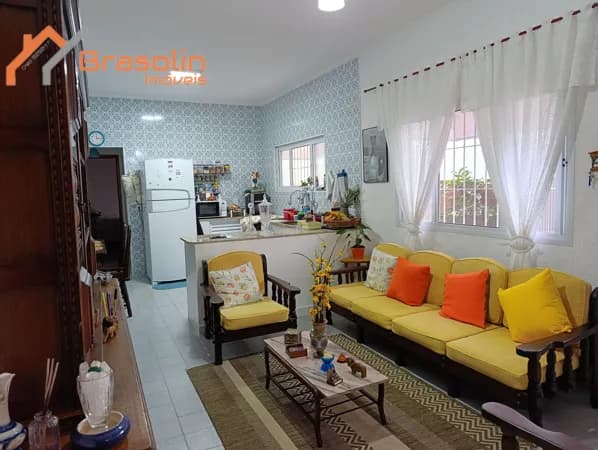 🏡 Casa dos seus sonhos em Mongaguá! 🌊