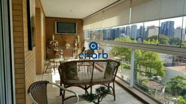 Apartamento em São Paulo - Itaim Bibi