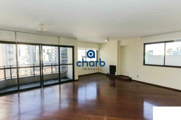Apartamento em São Paulo - Itaim Bibi