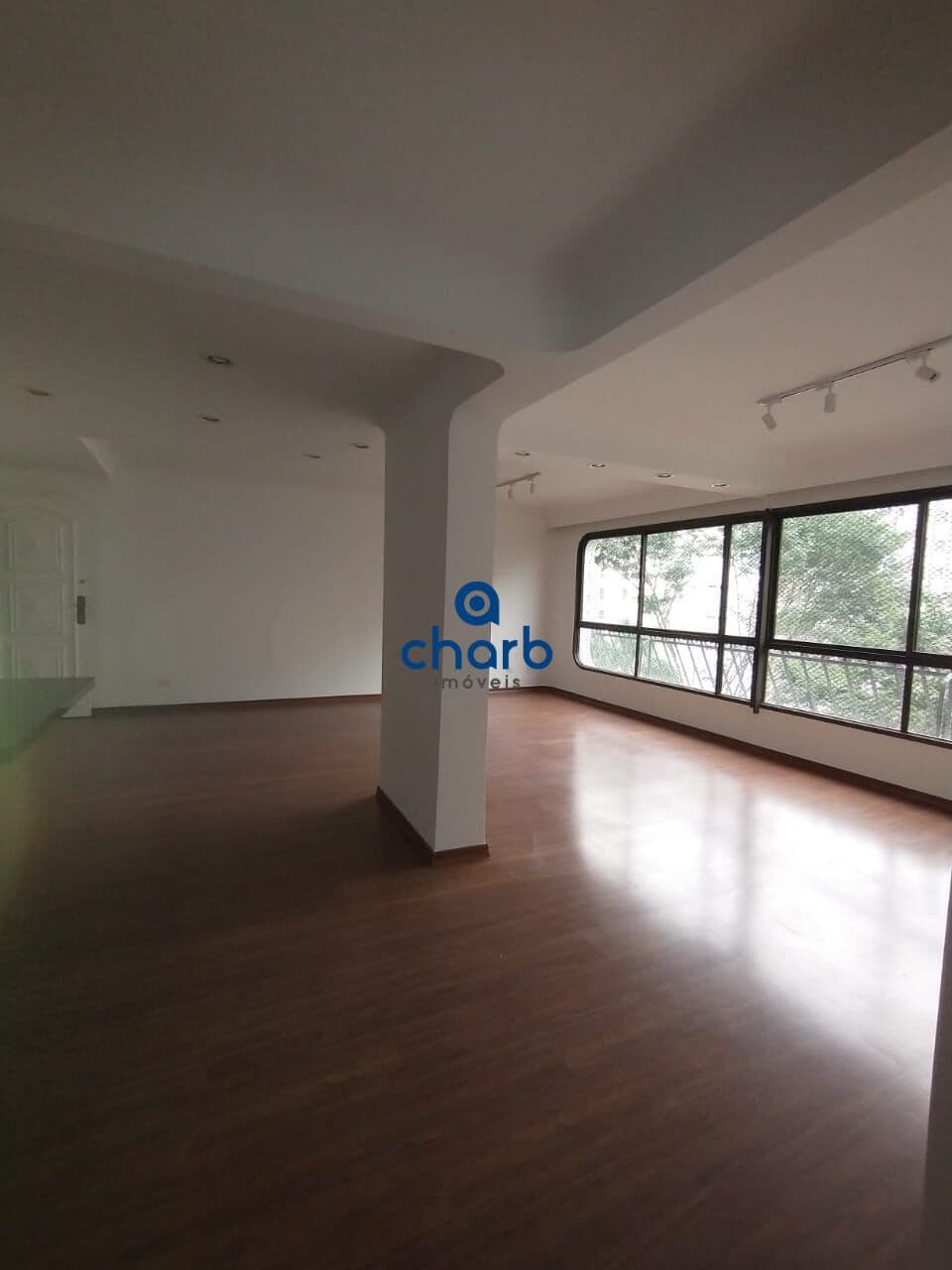 Apartamento em São Paulo - Jardim Paulista