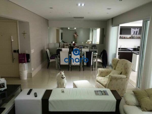 Apartamento em São Paulo - Itaim Bibi