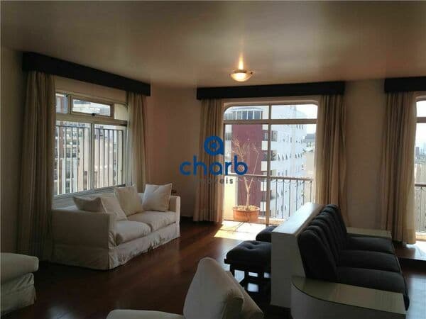Apartamento em São Paulo - Itaim Bibi