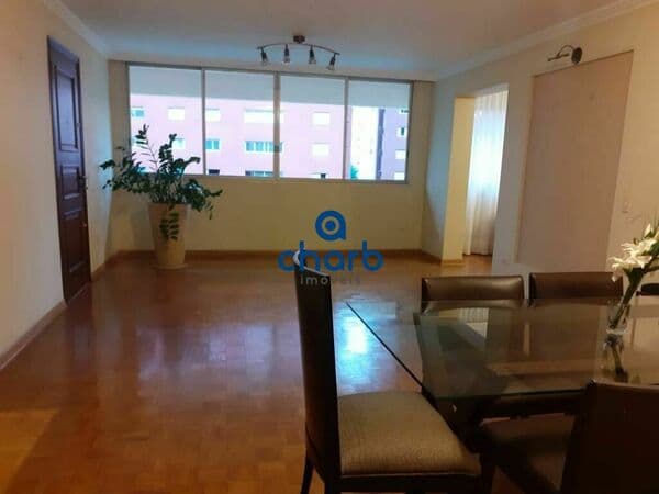 Apartamento em São Paulo - Itaim Bibi