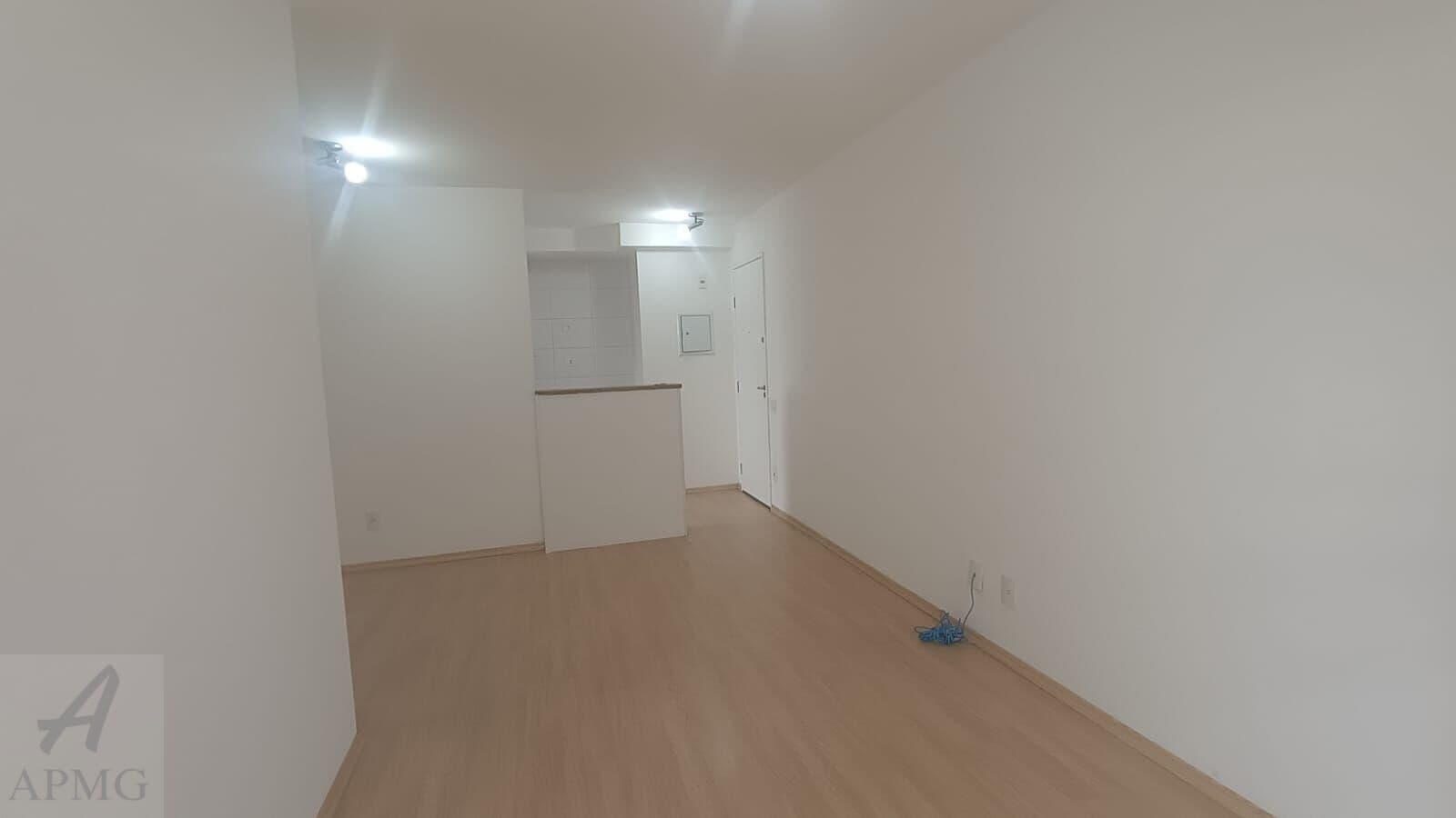Apartamento para locação com 2 dormitórios e 1 vaga - Brás