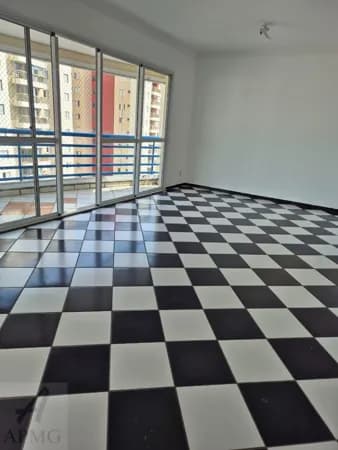 Apartamento em Aclimação, São Paulo/SP