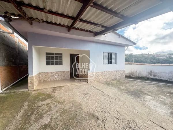 CASA POR APENAS R$ 200 MIL