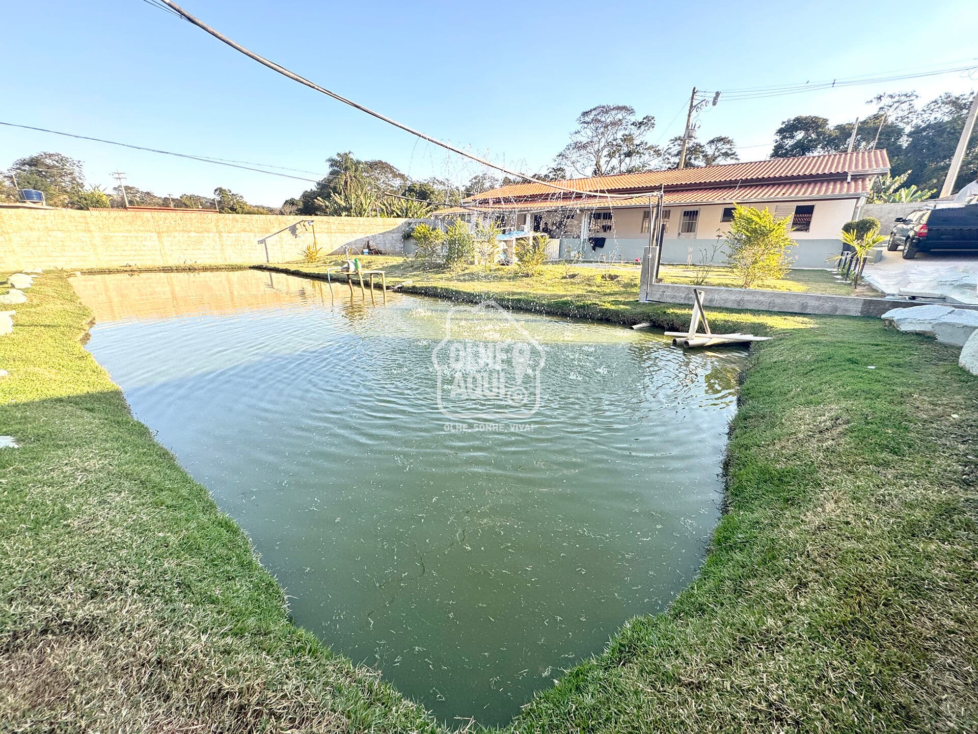 CHÁCARA COM LAGO: PRÓXIMA AO CENTRO