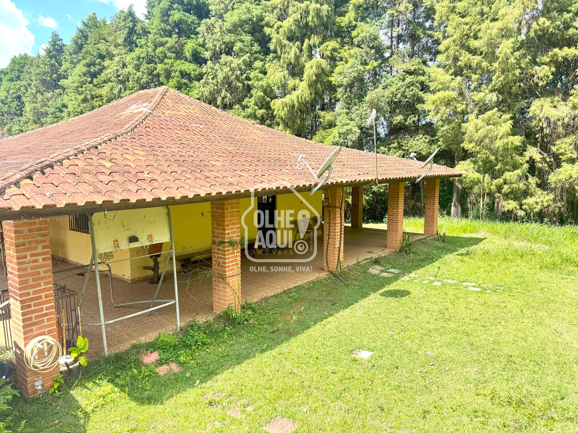 TRANQUILIDADE, VISTA LINDA E ASFALTO NA PORTA