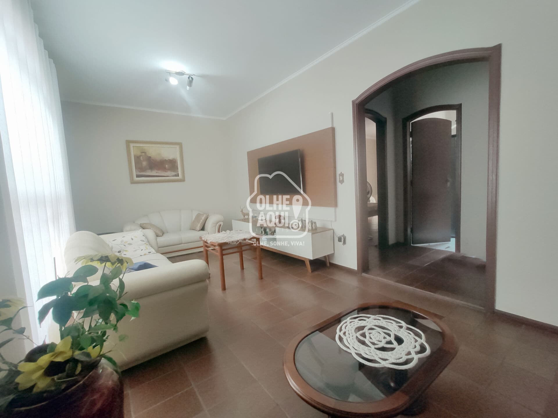 CASA QUE PROPORCIONA CONFORTO E RETORNO FINANCEIRO