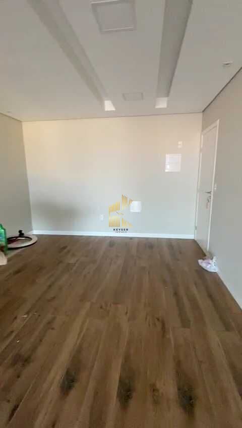 Apartamento à venda no bairro Caiçara em Praia Grande, SP. 2 dormitórios sendo 2 suítes
