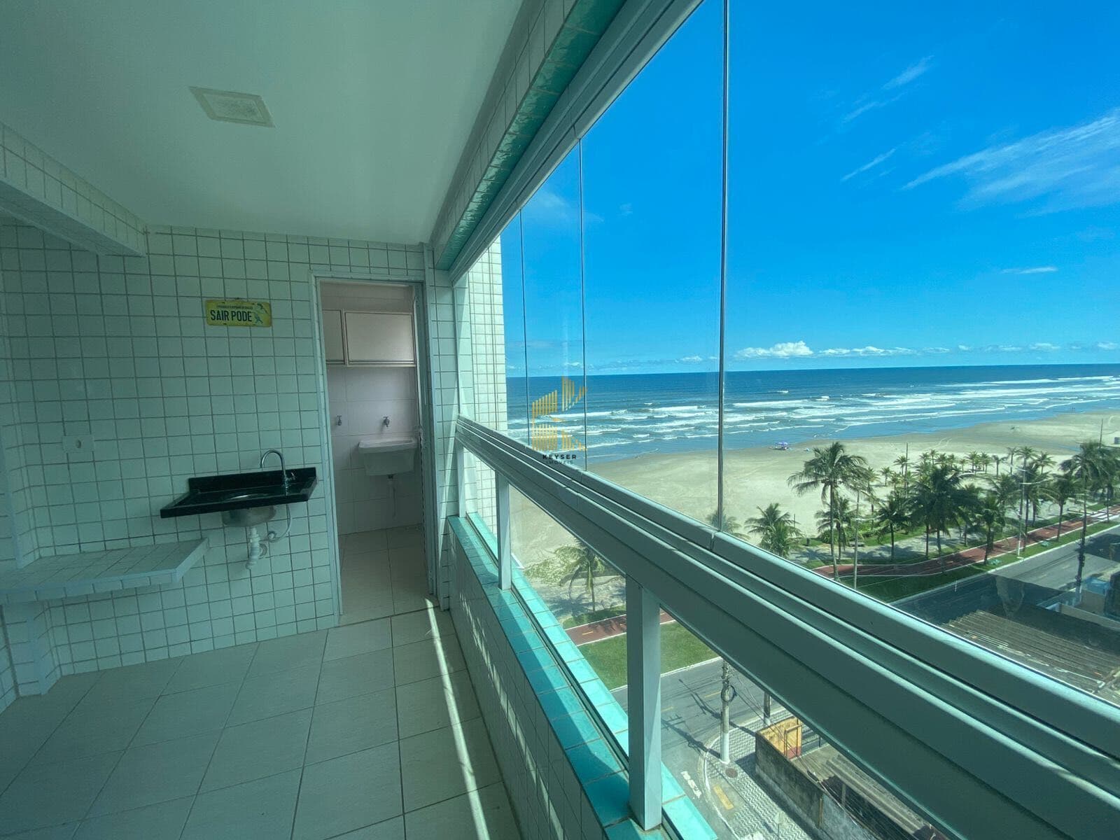 Apartamento Vista mar, 2 dormitórios, 1 vaga, jardim real