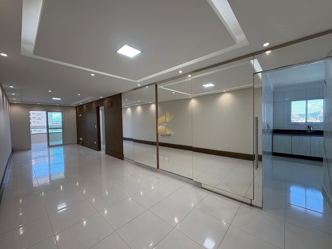 Apartamento Padrão 3 dormitórios sendo 2 suítes e 2 vagas de garagem no bairro do Boqueirão