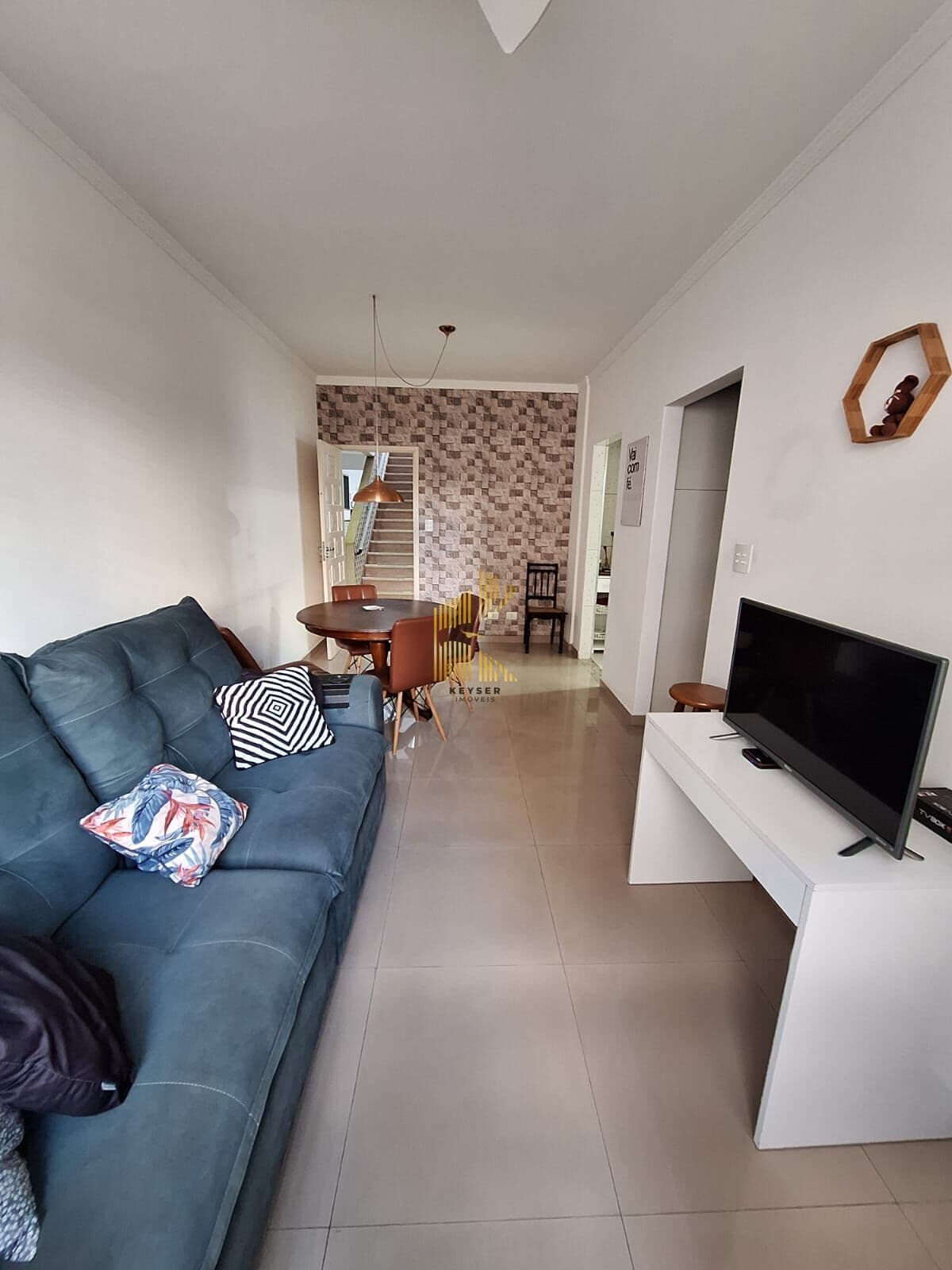 Apartamento mobiliado à venda na Tupi em Praia Grande, SP. 1 dormitório
