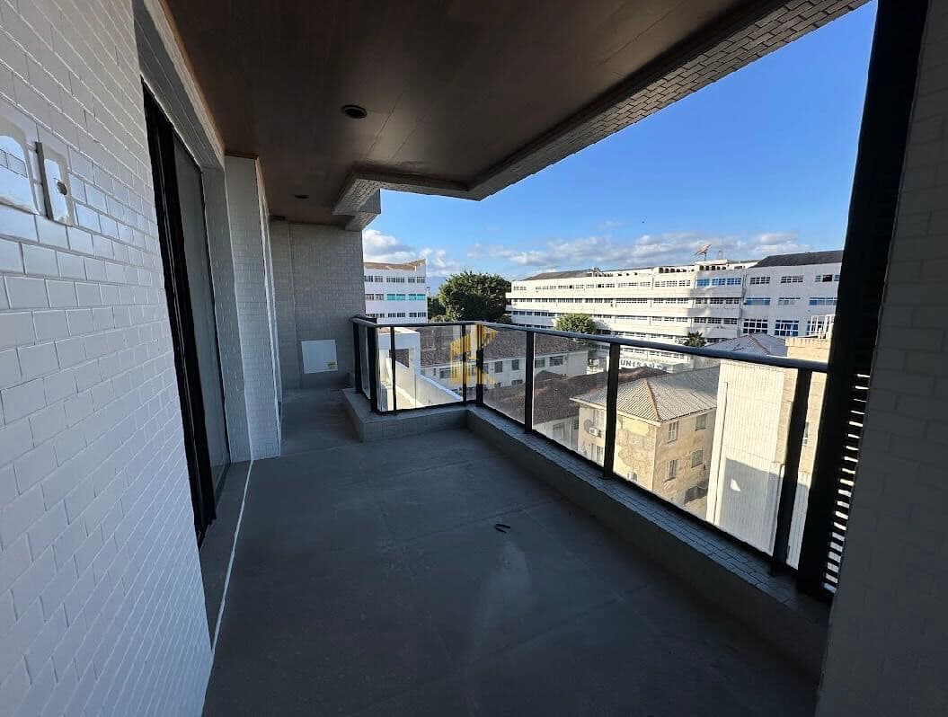 Apartamento Padrão 1 Dormitório sendo 1 Suíte, no bairro do Boqueirão em Santos